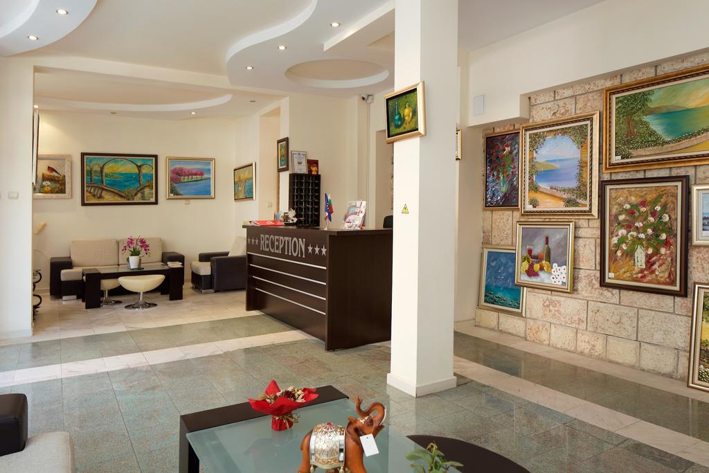 Peshev Family Hotel Nesebar Exterior photo